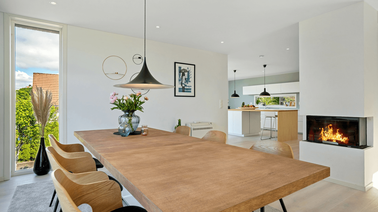 Også innendørs er stort sett alt rehabilitert