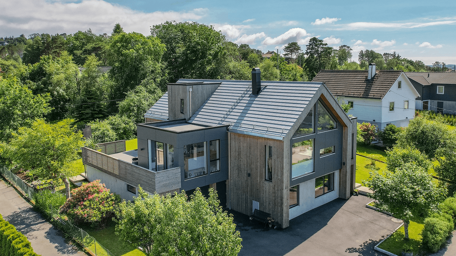 Den totalrehabiliterte boligen fremstår som en splitter ny bolig